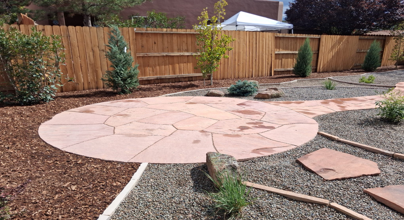 Desert Garden with Winding Flagstone and Circular Patio