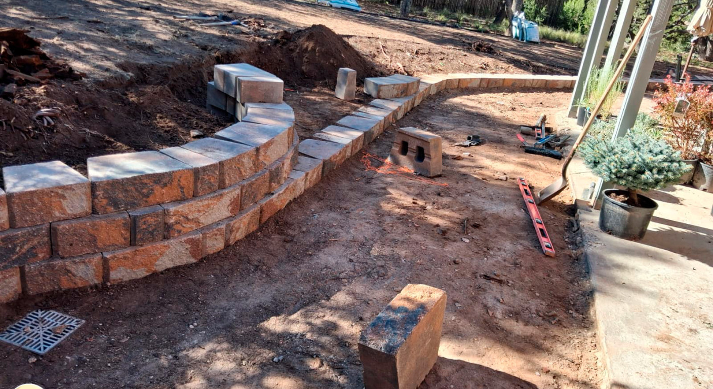 Retaining Structures for Outdoor Design and Slopes